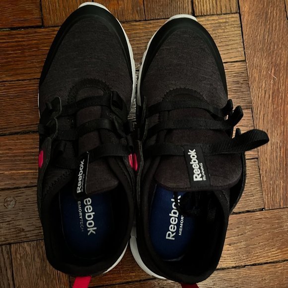 Reebok‎ Memory Tech Sneakers (Size 8 / Gently-Used) - Picture 3 of 11